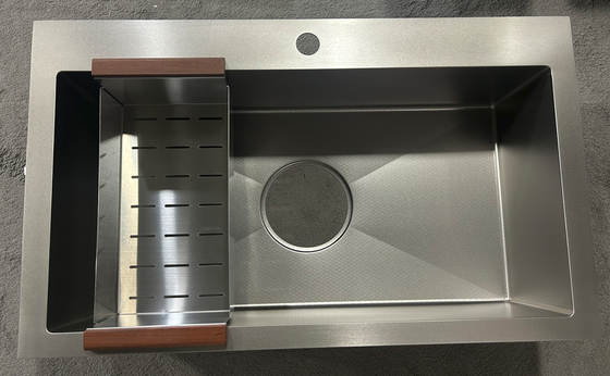 Bal Comb Çakılmış Çelik 304 Lavabo 185 Kore Pazarı için Büyük Çöpe Sahibi Kalın üst